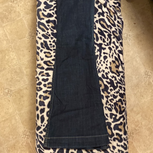 Size 26 Hudson flare jeans - Picture 7 of 7